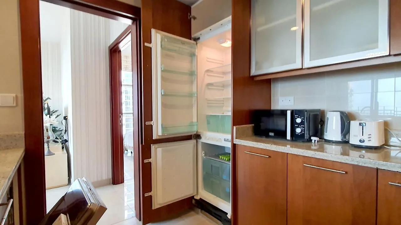 Lux Bnb Standpoint Tower Burj&Sea Views Dubai 0*,  United Arab Emirates